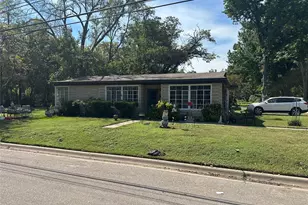 1225 Coit St, Denton, TX 76201 - Photo 1