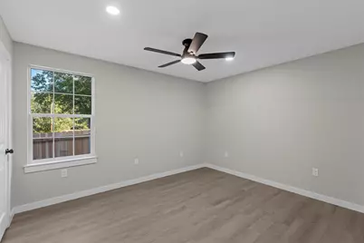 1105 N 11th Street #A, Waco, TX 76707 - Photo 9