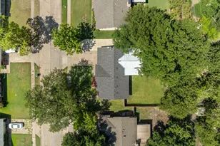 2410 Linda Dr, Ennis, TX 75119 - Photo 27