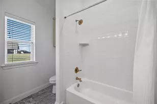 129 Southern Ct, Springtown, TX 76082 - Photo 13