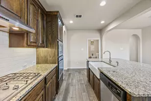 500 Corbin Dr, Arlington, TX 76002 - Photo 9