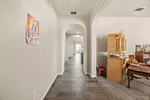 500 Corbin Dr, Arlington, TX 76002 - Photo 3