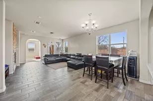 500 Corbin Dr, Arlington, TX 76002 - Photo 5