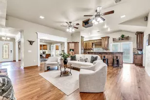 9807 Ravenswood Rd, Granbury, TX 76049 - Photo 11