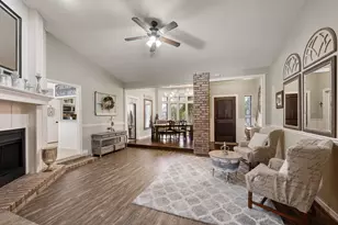 3229 David Dr, Hurst, TX 76054 - Photo 9