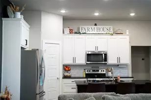 703 Ridgeway Rd, Joshua, TX 76058 - Photo 15