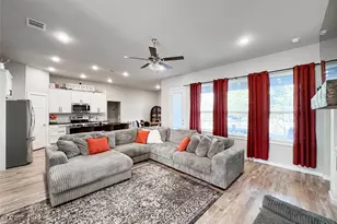 703 Ridgeway Rd, Joshua, TX 76058 - Photo 11