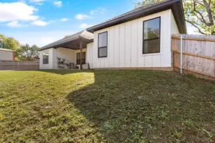 703 Ridgeway Rd, Joshua, TX 76058 - Photo 7