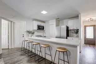 312 Almond Ln, Euless, TX 76039 - Photo 5