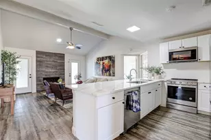 312 Almond Ln, Euless, TX 76039 - Photo 3