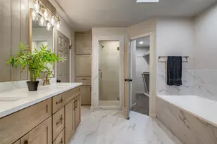 229 Lansford Dr, Benbrook, TX 76126 - Photo 17