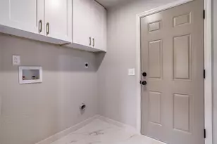 229 Lansford Dr, Benbrook, TX 76126 - Photo 13