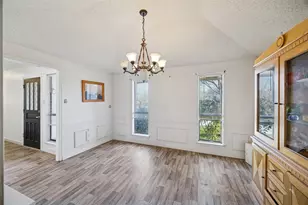 3031 Rambling Dr, Dallas, TX 75228 - Photo 3