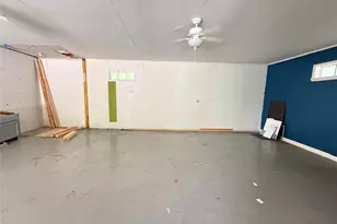 201 E 10th St, Kaufman, TX 75142 - Photo 25