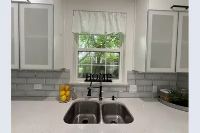 201 E 10th Street, Kaufman, TX 75142 - Photo 5