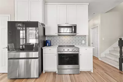 305 Parkwood Drive, Lakewood Village, TX 75068 - Photo 15