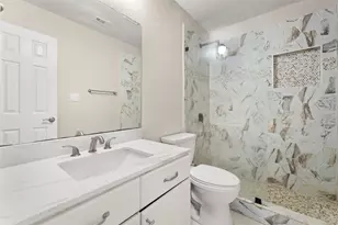 305 Parkwood Dr, Little Elm, TX 75068 - Photo 17