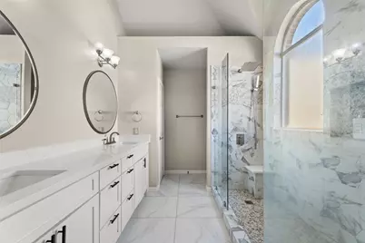 305 Parkwood Drive, Lakewood Village, TX 75068 - Photo 21