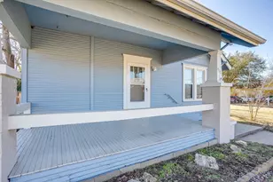 911 W Chambers St, Cleburne, TX 76033 - Photo 5