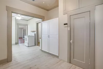 911 W Chambers Street, Cleburne, TX 76033 - Photo 15