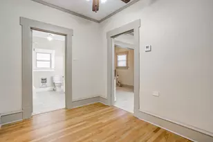 911 W Chambers St, Cleburne, TX 76033 - Photo 27