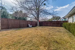 9702 Lakemont Dr, Dallas, TX 75220 - Photo 21