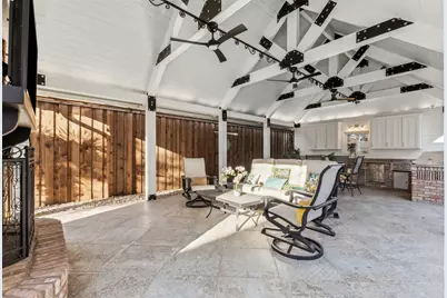 907 S Robinson Street, Cleburne, TX 76031 - Photo 37