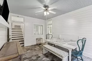 907 S Robinson St, Cleburne, TX 76031 - Photo 17