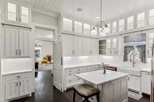 907 S Robinson St, Cleburne, TX 76031 - Photo 15