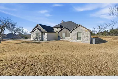 1025 Churchill Lane, Millsap, TX 76066 - Photo 33