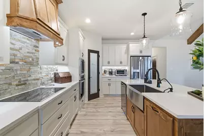 1025 Churchill Lane, Millsap, TX 76066 - Photo 21