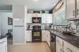 1321 Colony St, Flower Mound, TX 75028 - Photo 11