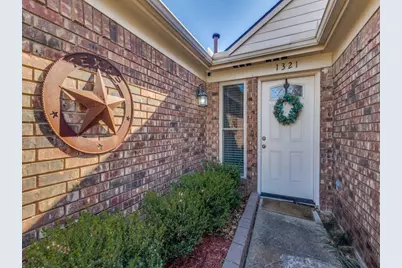 1321 Colony Street, Flower Mound, TX 75028 - Photo 3