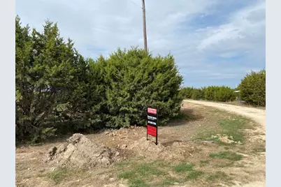 9101 Valley View Court, Cleburne, TX 76033 - Photo 5