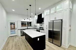 1609 Gibbons St, Greenville, TX 75401 - Photo 11