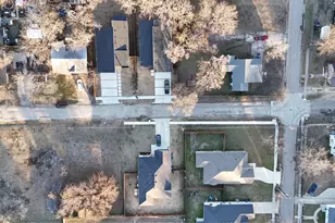 1609 Gibbons St, Greenville, TX 75401 - Photo 29