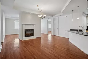 1505 Elm St, Dallas, TX 75201 - Photo 3