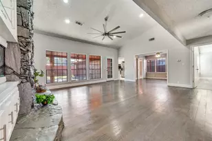 3808 E Runge Ct E, Irving, TX 75038 - Photo 7