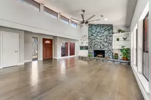 3808 E Runge Ct E, Irving, TX 75038 - Photo 9