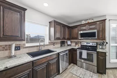 910 Grouse Road, Glenn Heights, TX 75154 - Photo 11