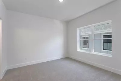 710 W White Avenue, McKinney, TX 75069 - Photo 25