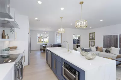 710 W White Avenue, McKinney, TX 75069 - Photo 9