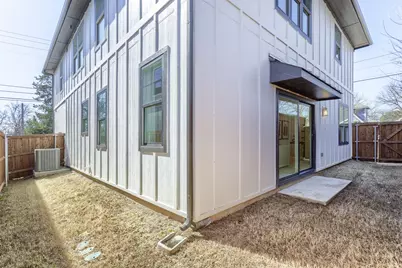 710 W White Avenue, McKinney, TX 75069 - Photo 27