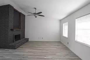 2115 Chatsworth Rd, Carrollton, TX 75007 - Photo 7