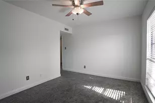 2115 Chatsworth Rd, Carrollton, TX 75007 - Photo 19