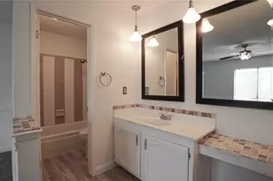 2115 Chatsworth Rd, Carrollton, TX 75007 - Photo 17