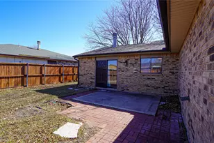 2115 Chatsworth Rd, Carrollton, TX 75007 - Photo 23