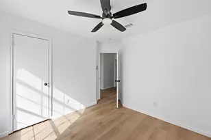 1541 Sunswept Terrace, Lewisville, TX 75077 - Photo 23