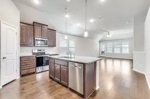 229 Rosemary Dr, Azle, TX 76020 - Photo 9