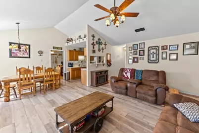 203 W Lee Avenue, Whitney, TX 76692 - Photo 13